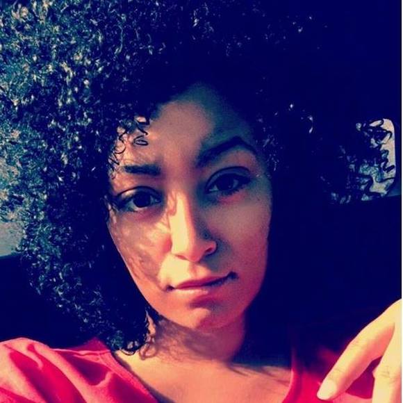 Meet your Posher, Courtney - Picture 1 of 1